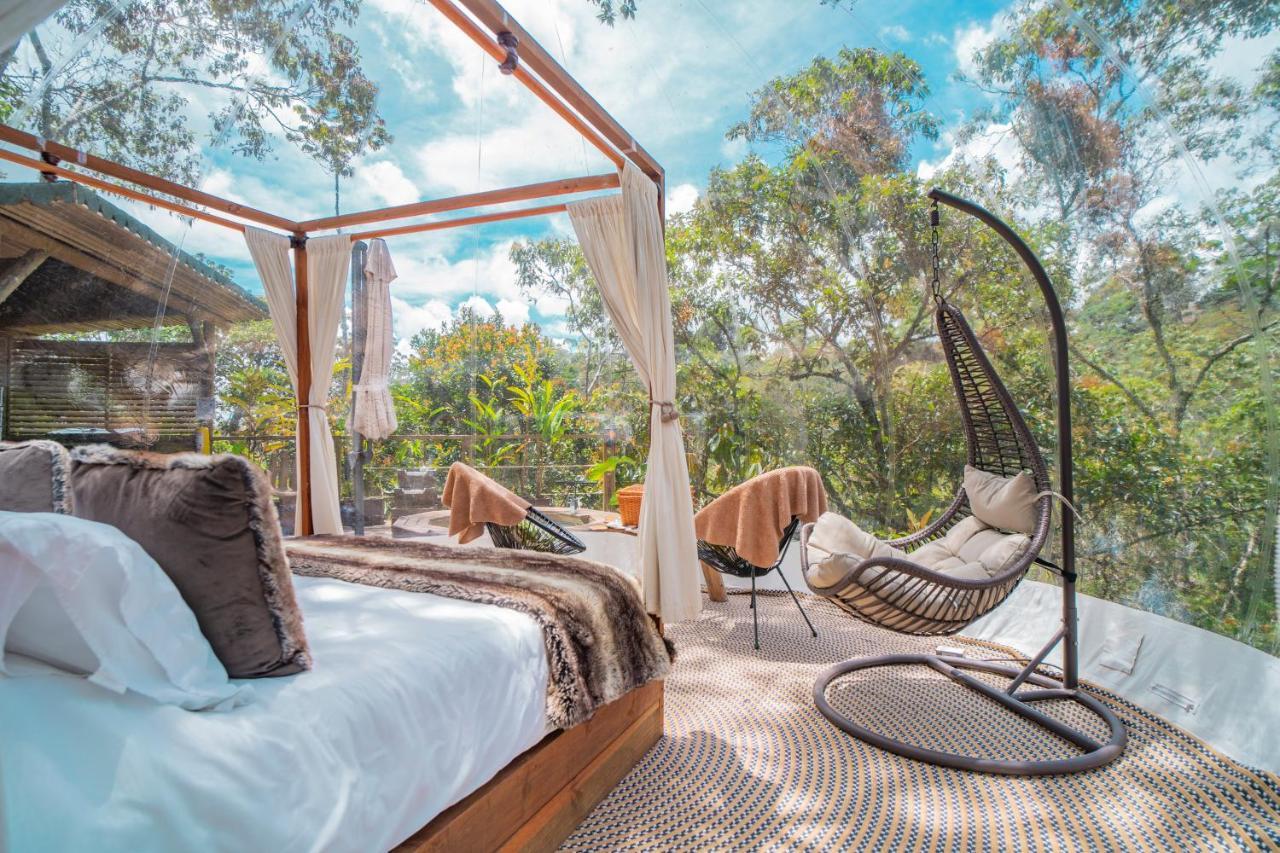 Campo de lujo Bubblesky Glamping Guatapé